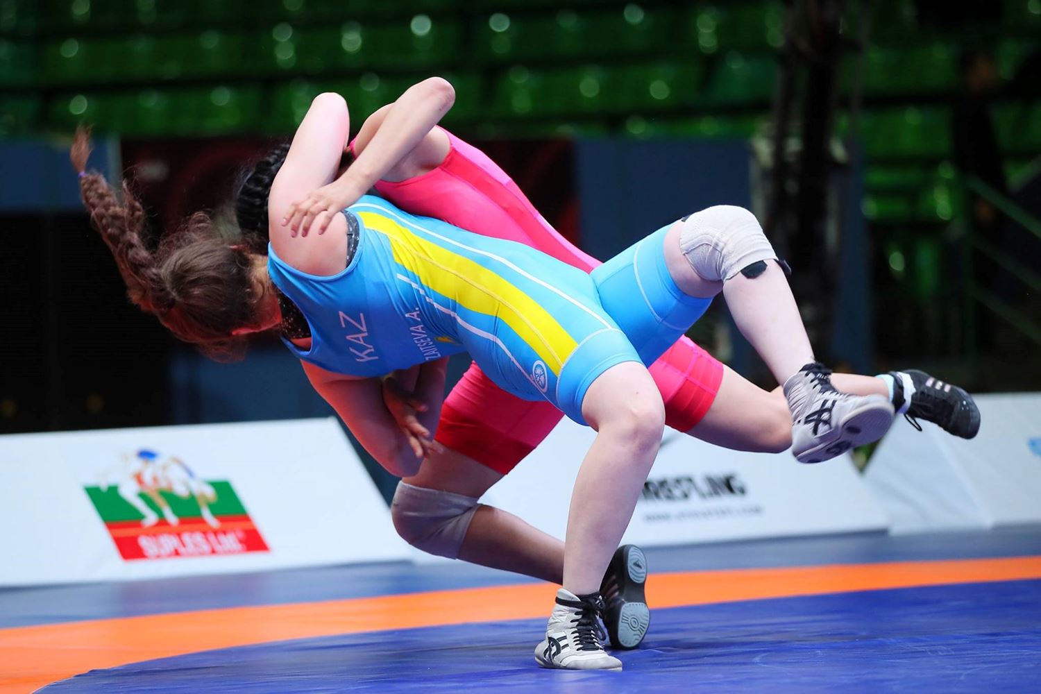 Unever кейіпкерлерінің порно видеосы Мультфильм кейіпкерлерінің жыныстық суреттері