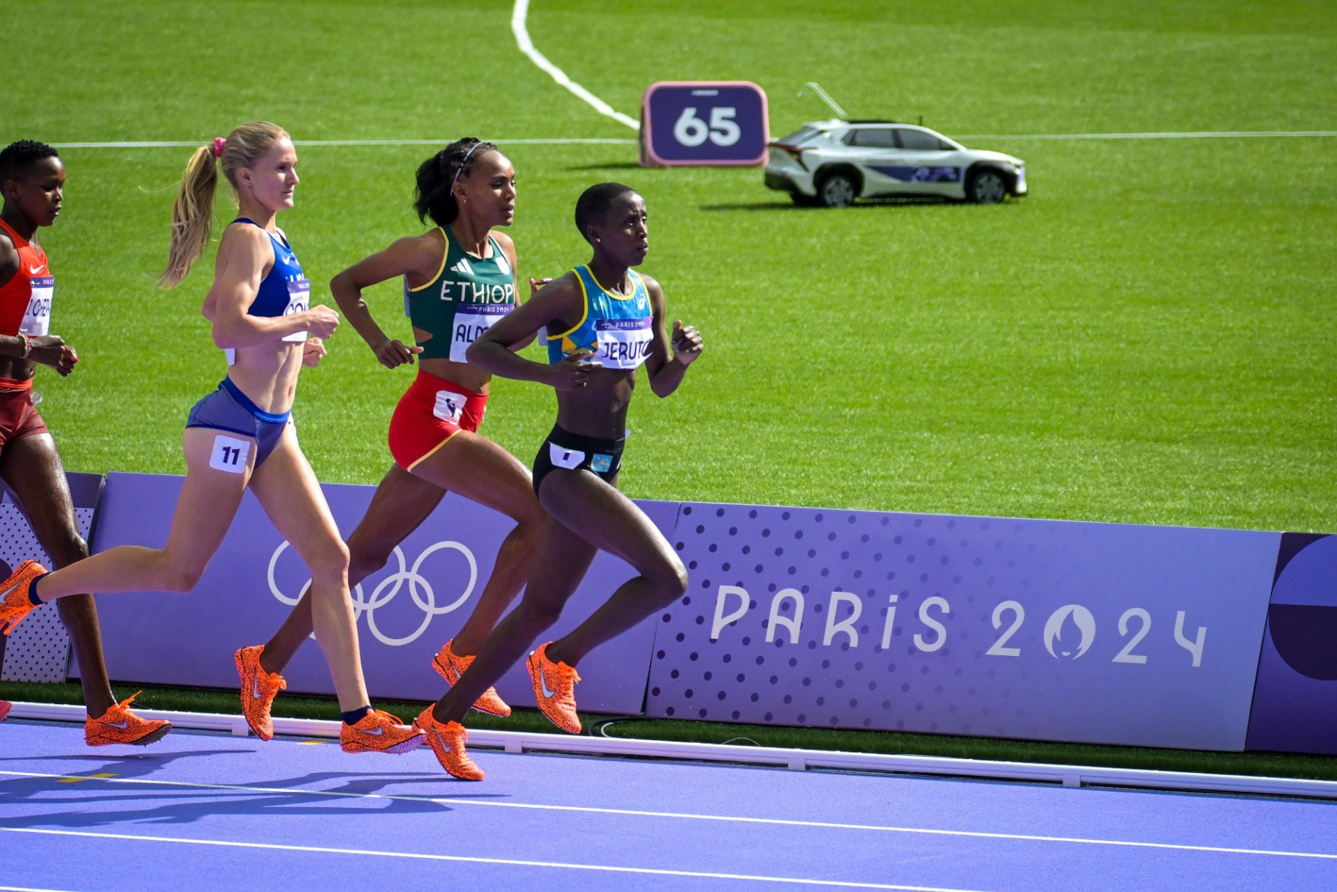 Жеңіл атлетика